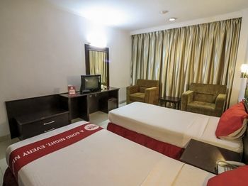 Nida Rooms Ratulangi 17 Trans Studio Makassar Bagian luar foto